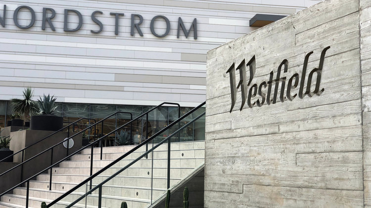 伦敦westfield世纪城标识导视设计3